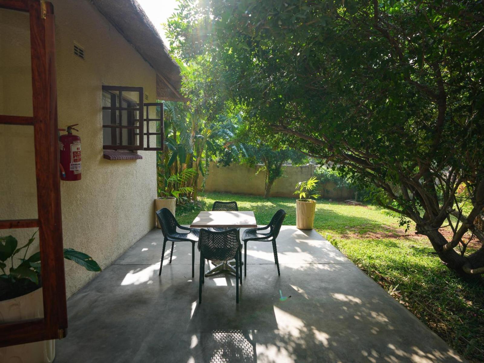 Bed and Breakfast The Little Outlook à Victoria Falls Chambre photo