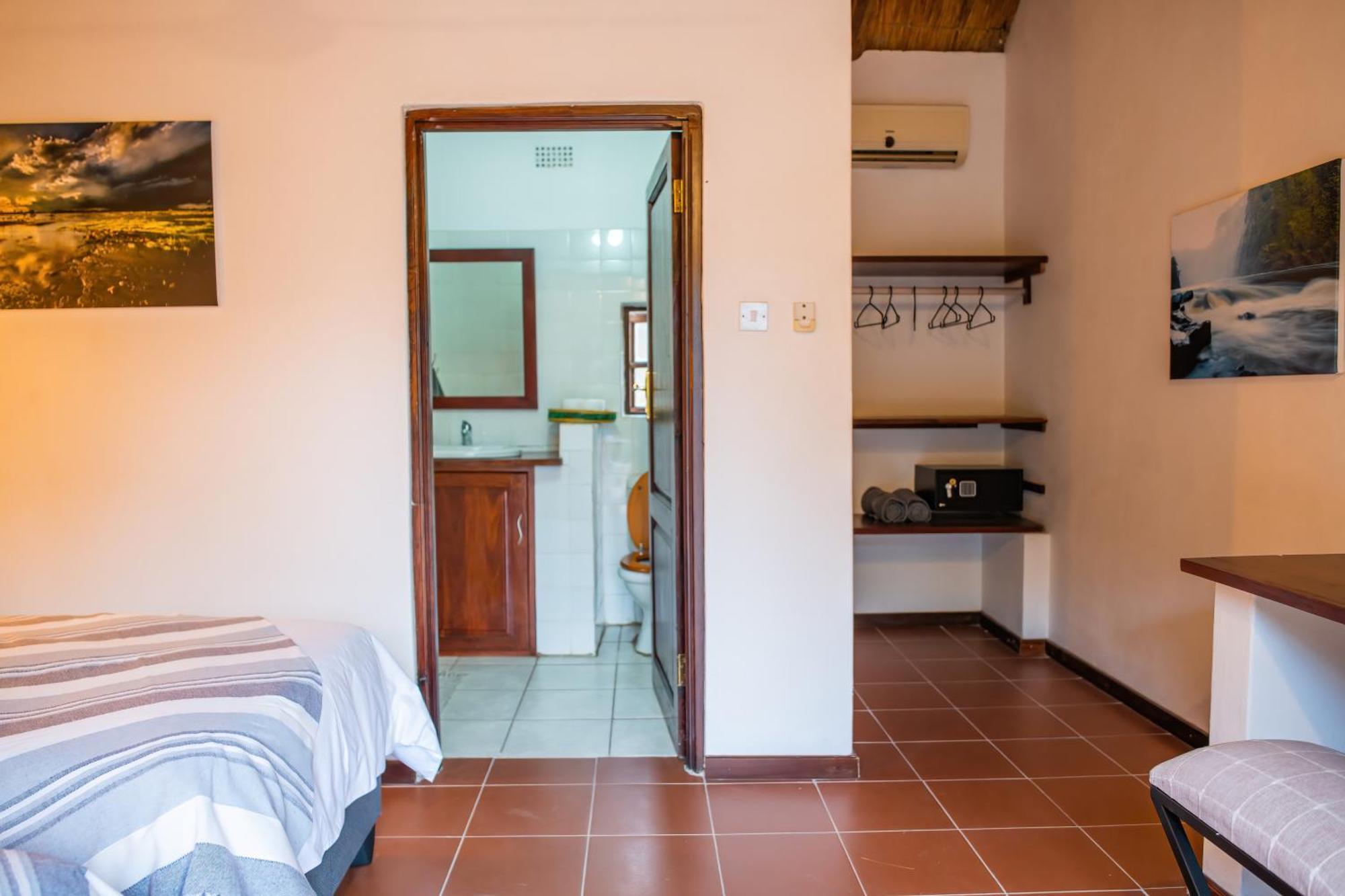 Bed and Breakfast The Little Outlook à Victoria Falls Extérieur photo